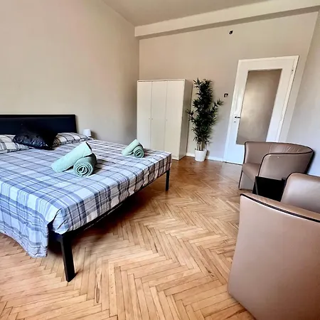 Locchi Apartamento *