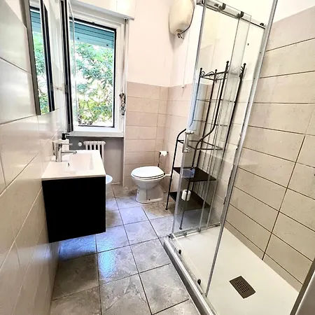 Locchi Апартаменти *