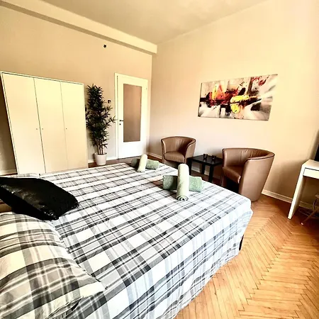 Locchi Apartamento *