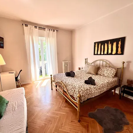 Апартаменти Locchi